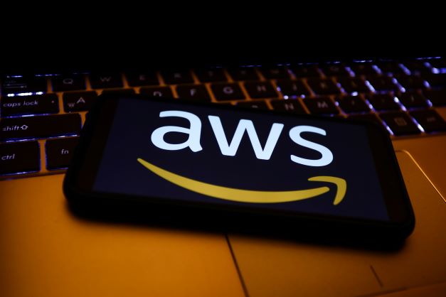 IDA IT x AWS User Group: AWS AI for webtracking at Extrabladet and best practices for AWS cost optimation from Oblivion